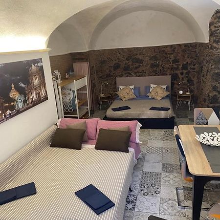 הוילה קטאניה La Piccola Grotta Ursino מראה חיצוני תמונה